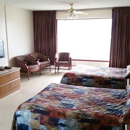 Avalon Motel ベルビル エクステリア 写真